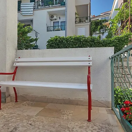 Smiljka * Макарска