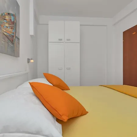 Smiljka Appartamento Makarska